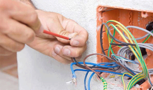 Cách xử lý khi nhà bị chập điện